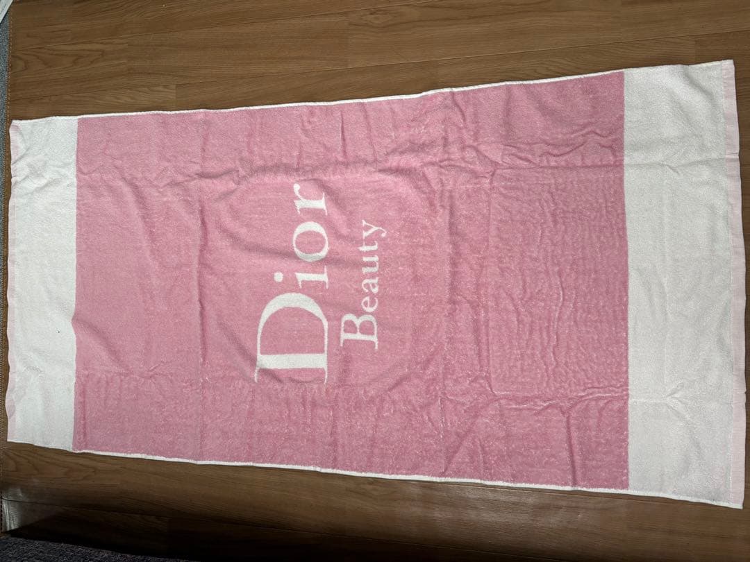 Dior Beauty ビーチタオル 大判バスタオル ピンク
