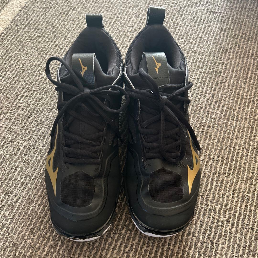 ミズノ 25,5 センチ　バレーボール ウェーブモーメンタム 2