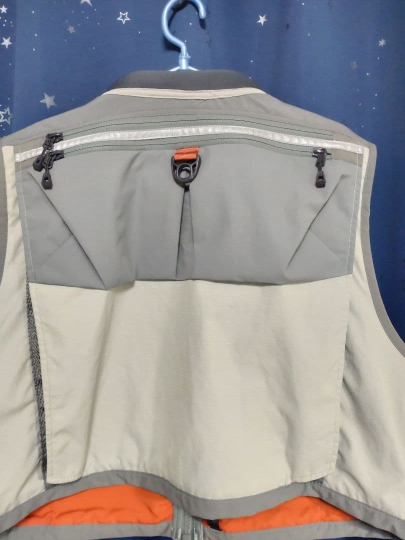 SIMMS フィッシングガイドベスト