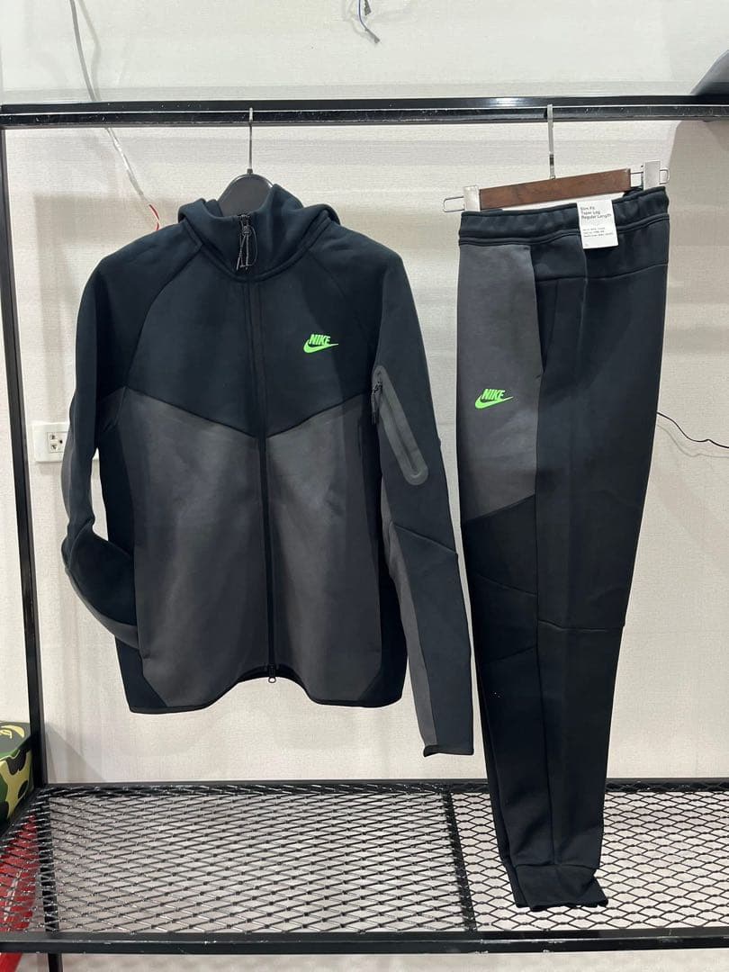 Nike ジャージ上下セット ブラック/グレー