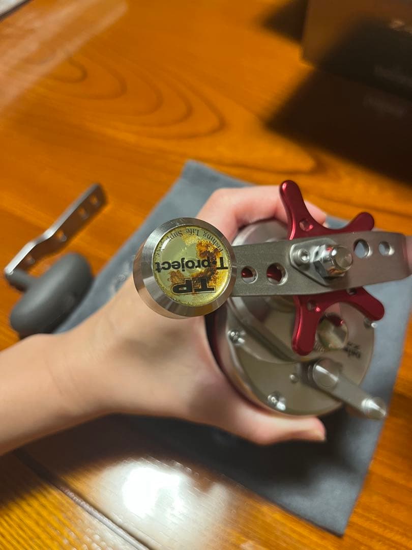 イシダイ　リール　パワーハンドル2個付き