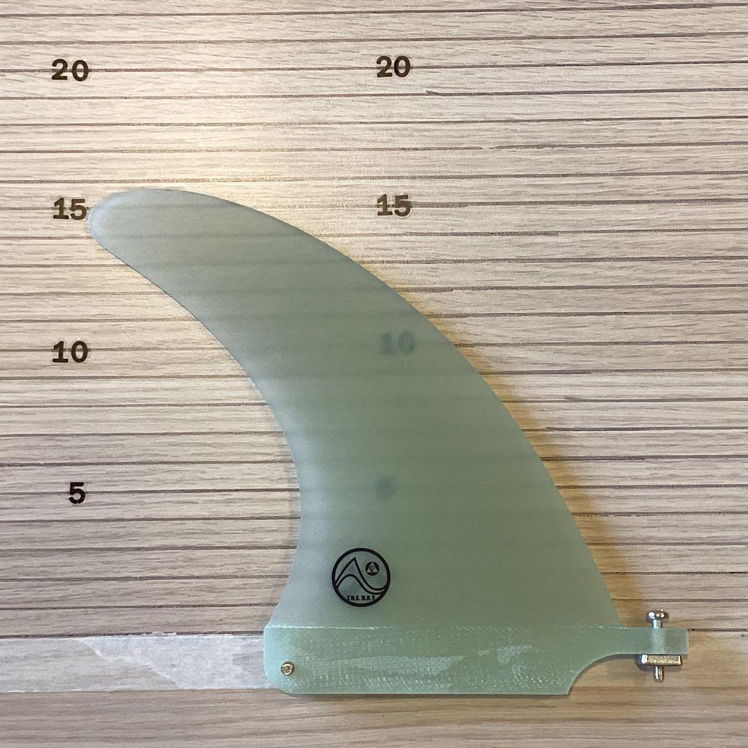 新品未使用シングルフィン6インチ　トランスルーセント、 スクリュー付き