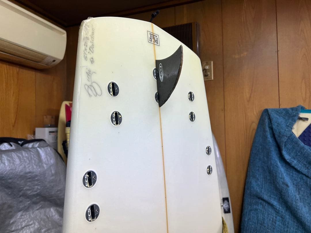 mojoサーフボード 5フィンボックス