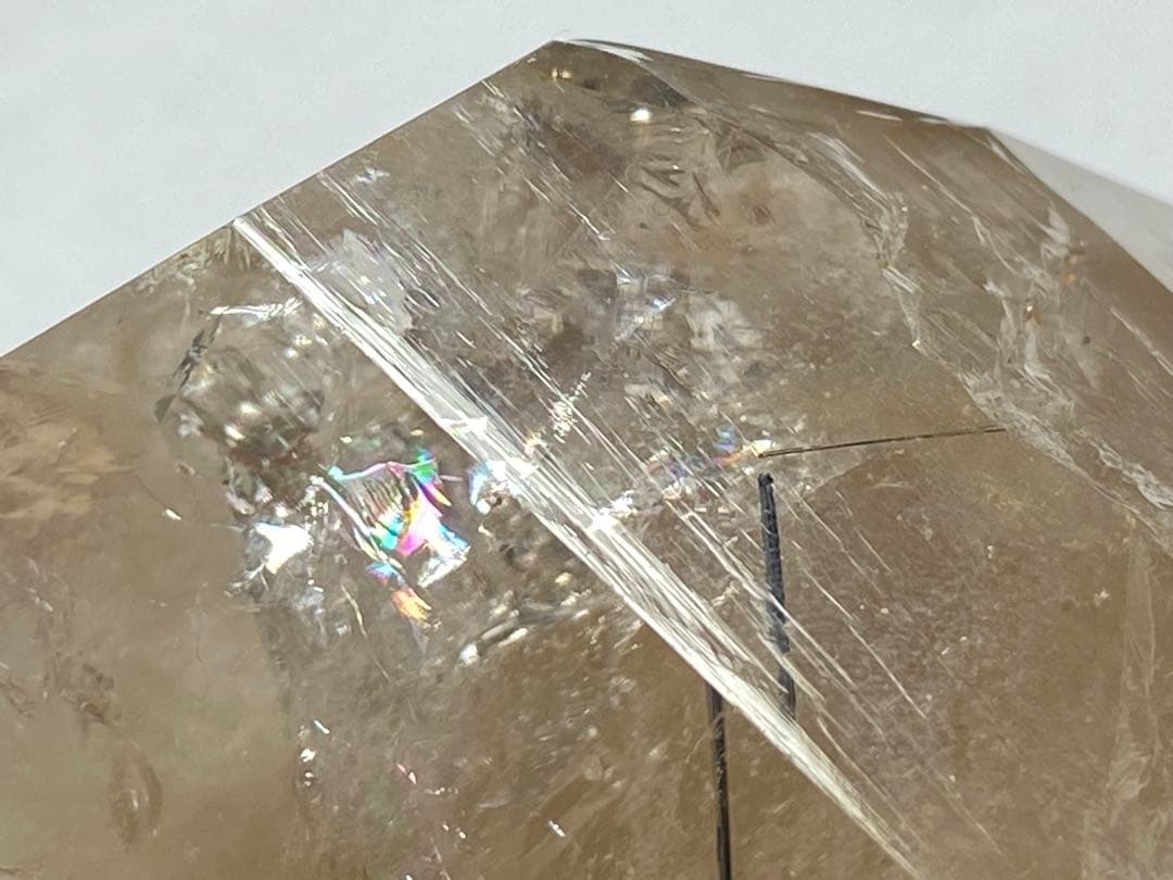 ザギ水晶　ザギマウンテンクォーツ 578g レインボー