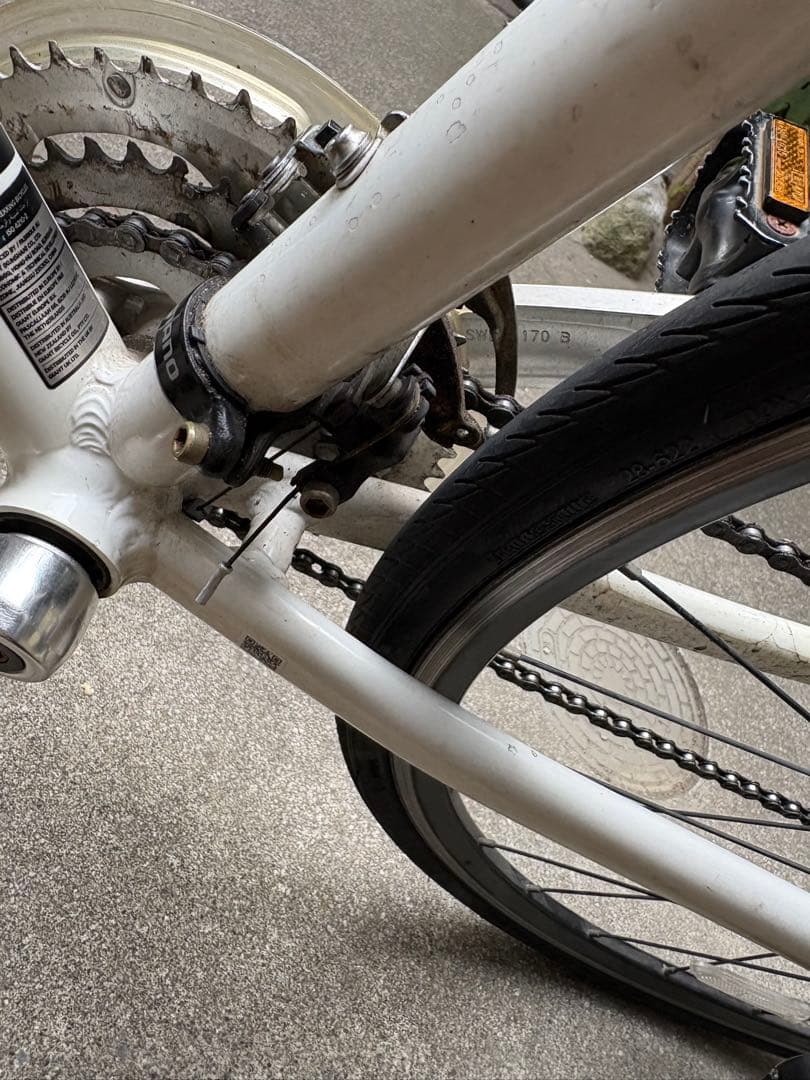 GIANT クロスバイク ホワイト エスケープR3 【付属品付き】直接引き渡し