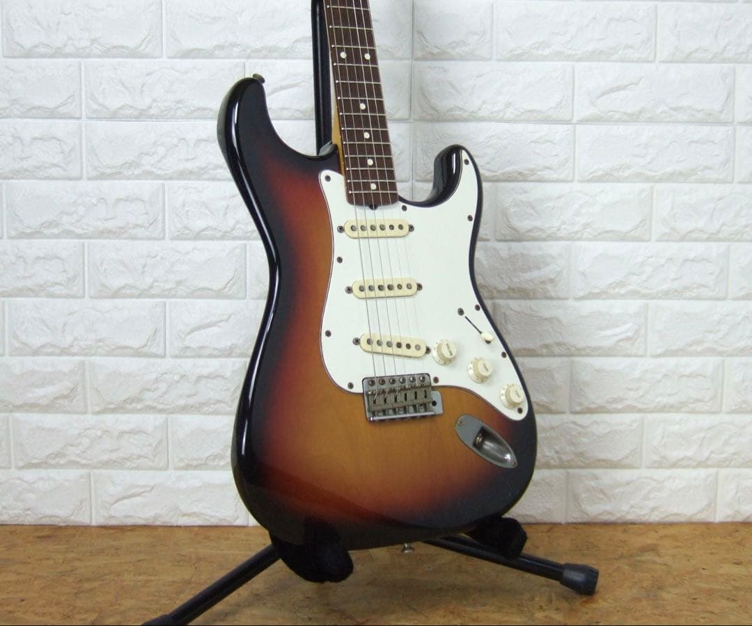 Fender Japan ST62 JVシリアル 1982年製 最初期EX