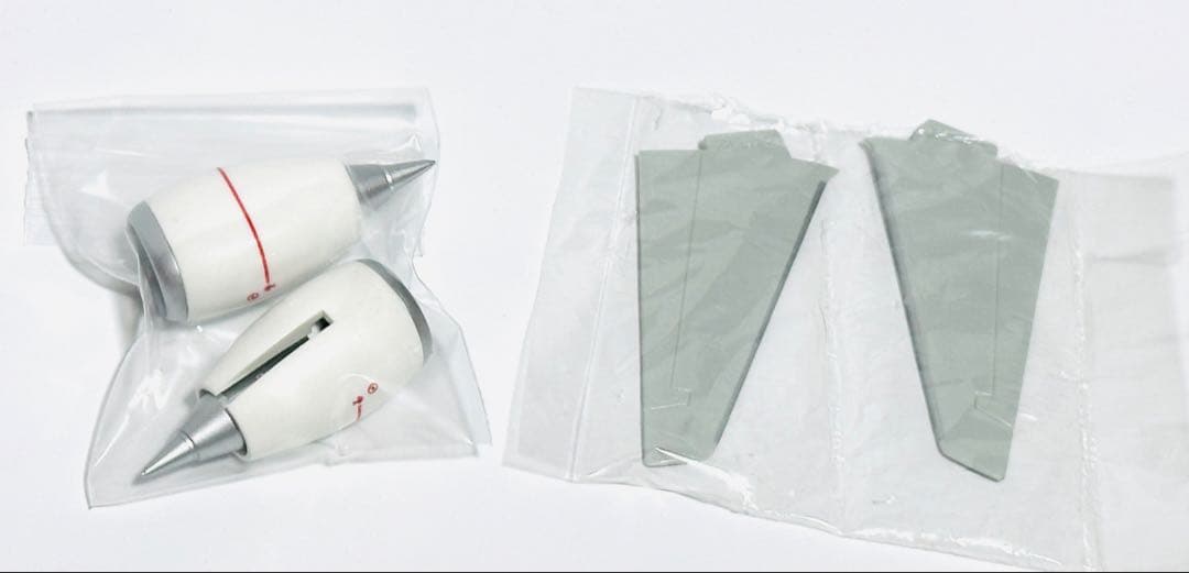 JALUX 1/130 B737-400 JTAジンベエジェット