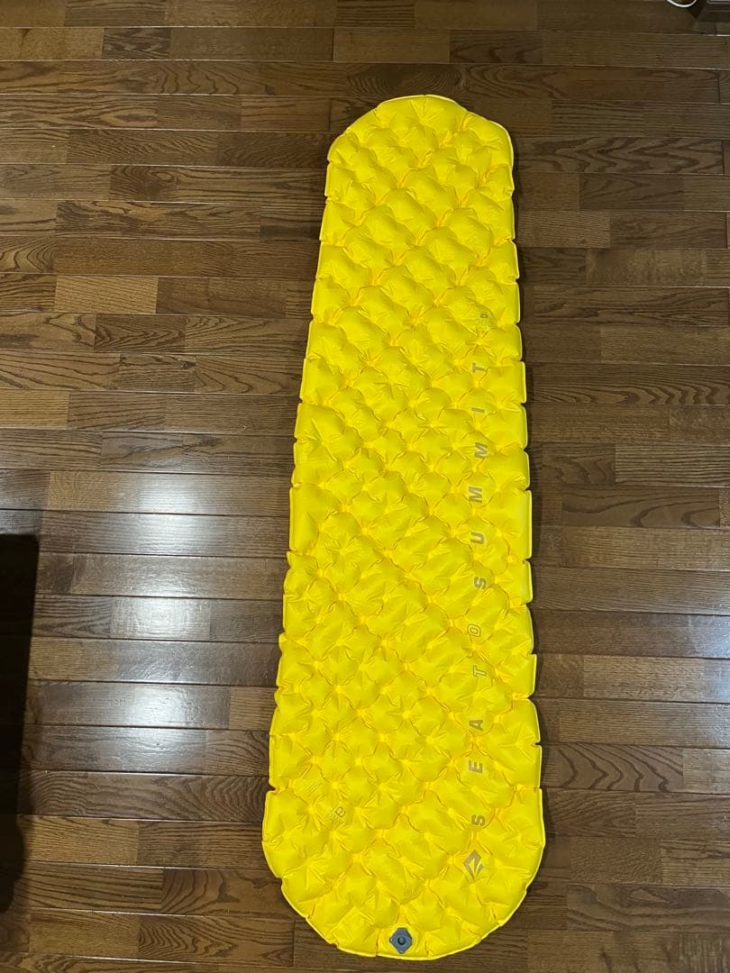 シートゥーサミット ウルトラライトマット レギュラー　【エアポンプ付き】