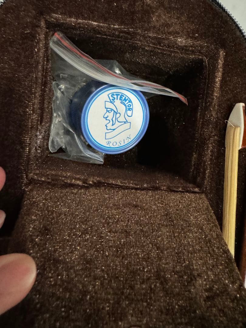 バイオリン　肩当て・ケース付き