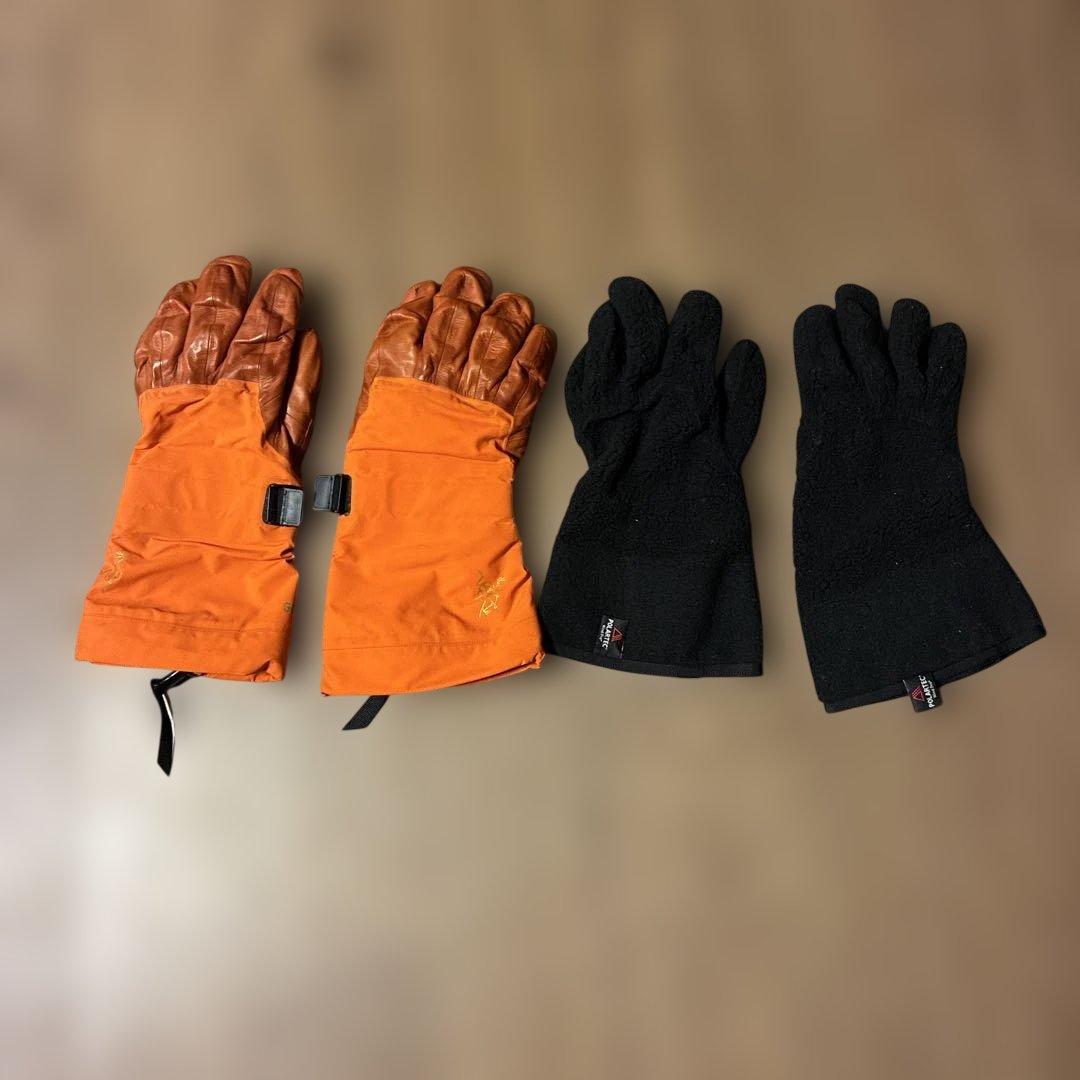 アークテリクス　アルファSVグローブ