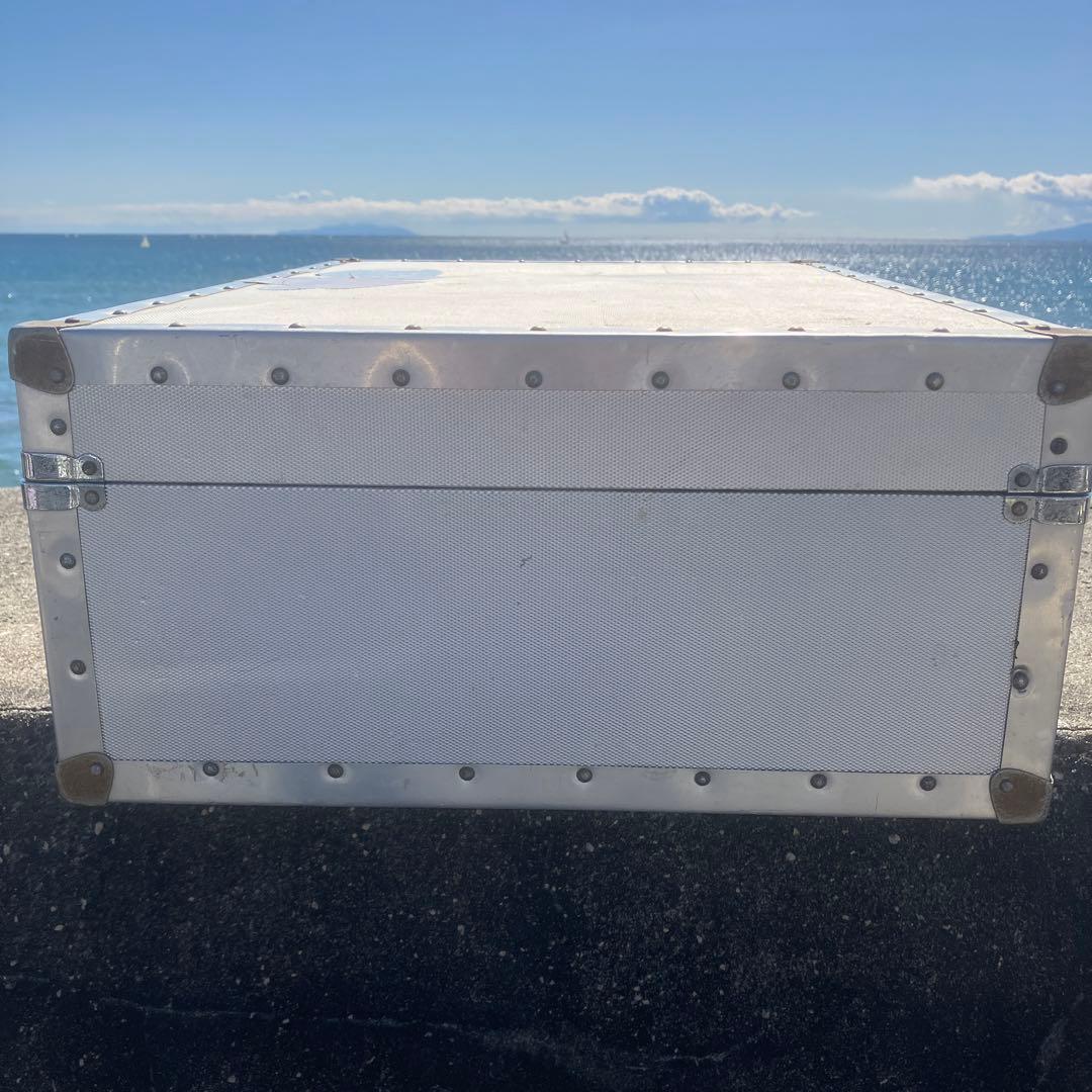 ビンテージ　アルミトランク