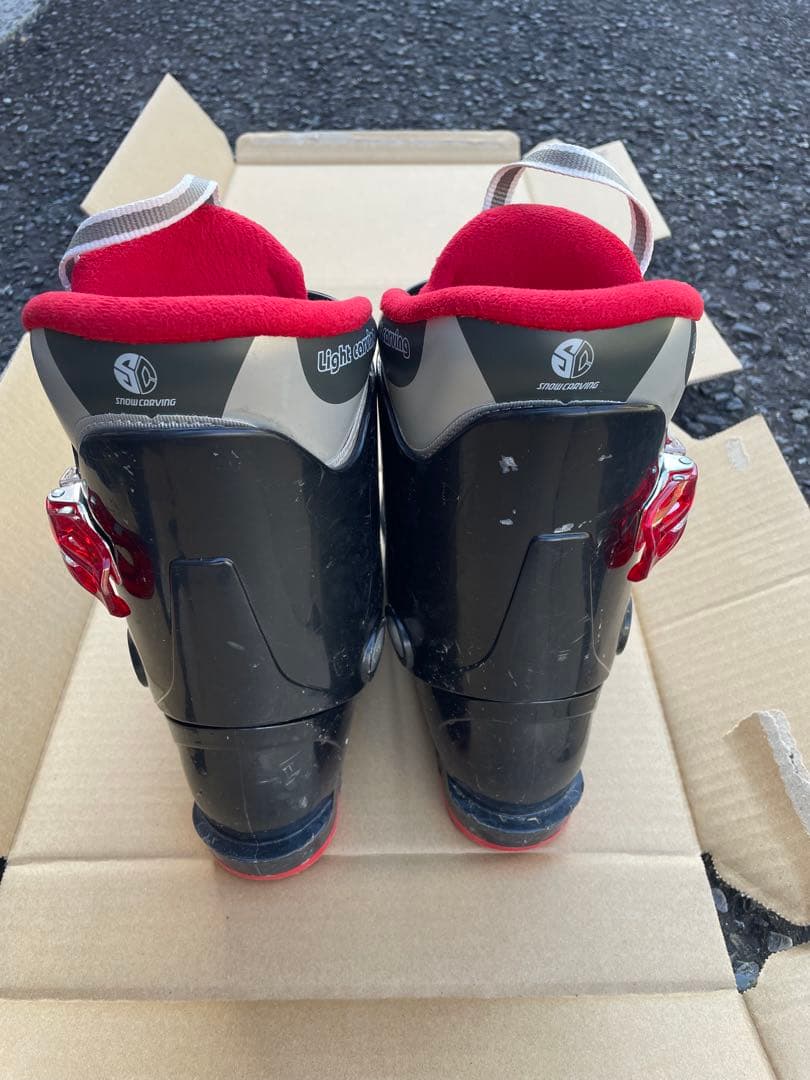 HEAD、ATOMIC ジュニアスキー板+ストック＋ブーツセット