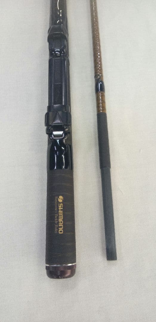 ヘチ竿2本セット　NFT・翔新堤240& シマノ・青波巧21