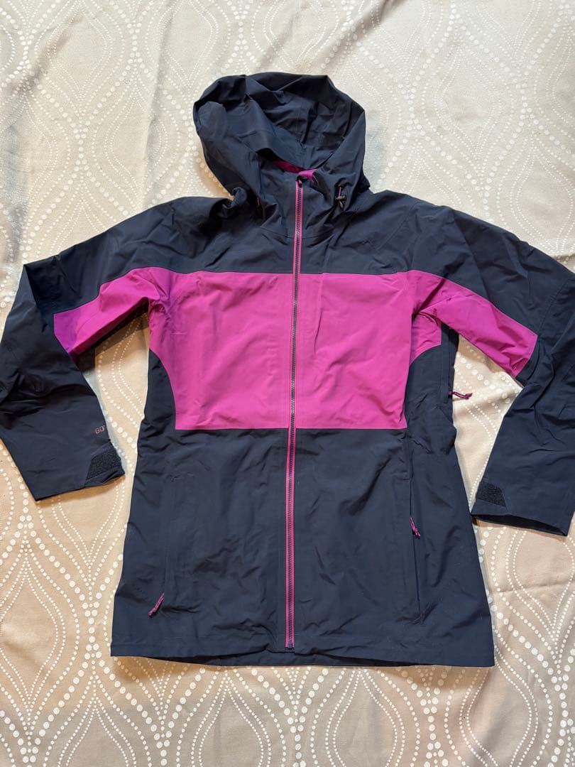 Burton [ak] GORE-TEX バートン　スノーボードウェア S