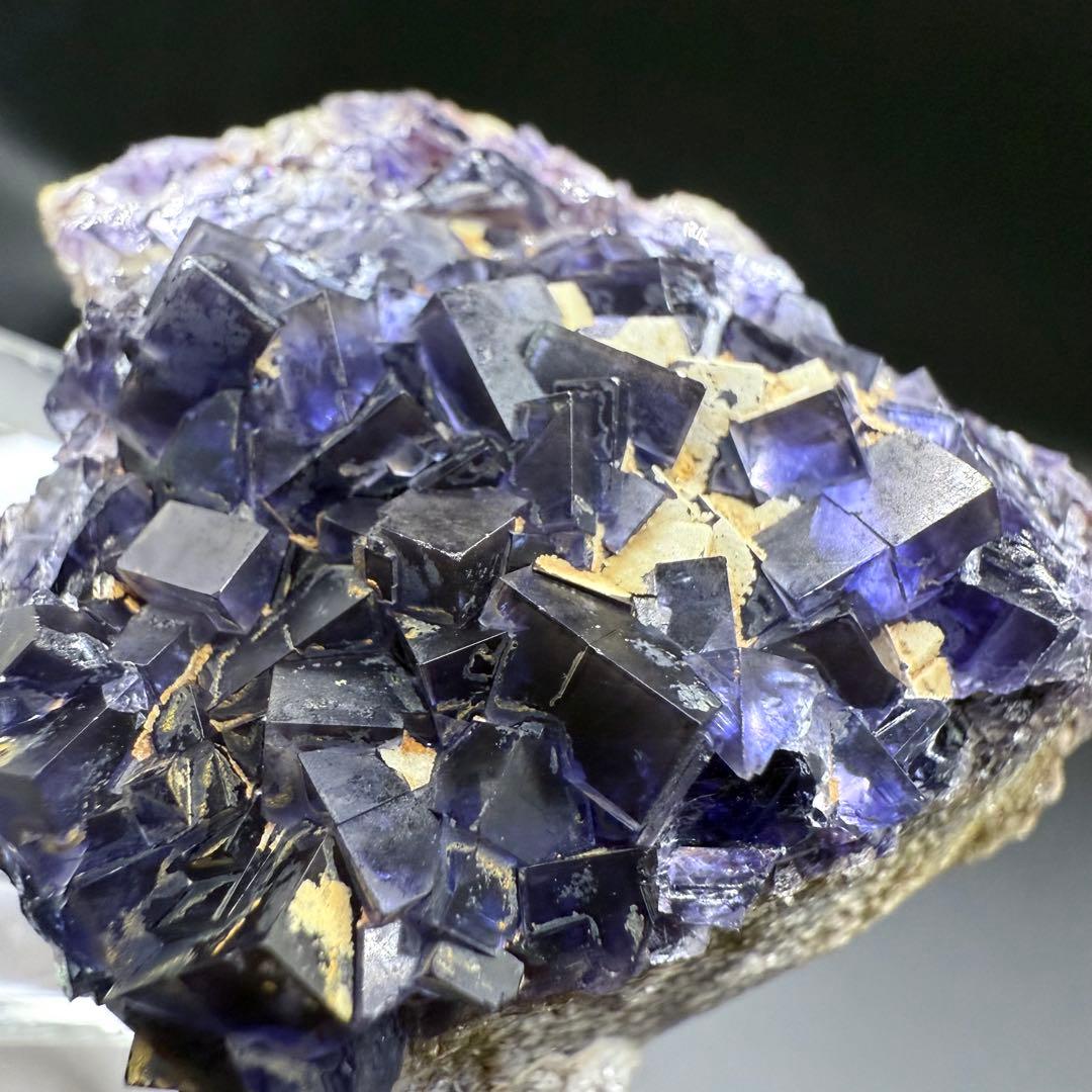 フローライト スペイン DeepBlueHeart Vein産 蛍石 原石 10