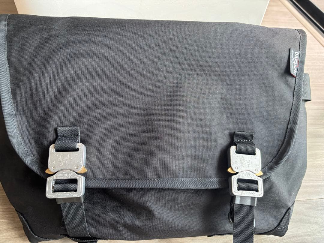 bagjack | 〈別注〉コブラバックル メッセンジャーバッグ POGO