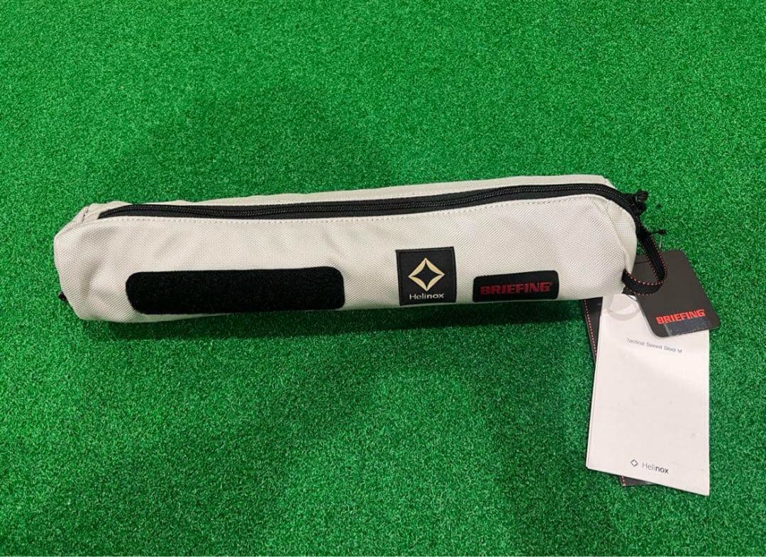ブリーフィング × ヘリノックス折りたたみ椅子シルバー