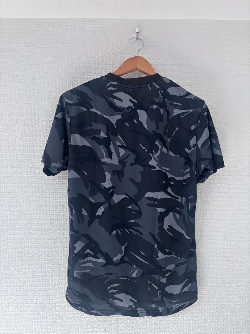 F.C.R.B. 迷彩柄シャツ