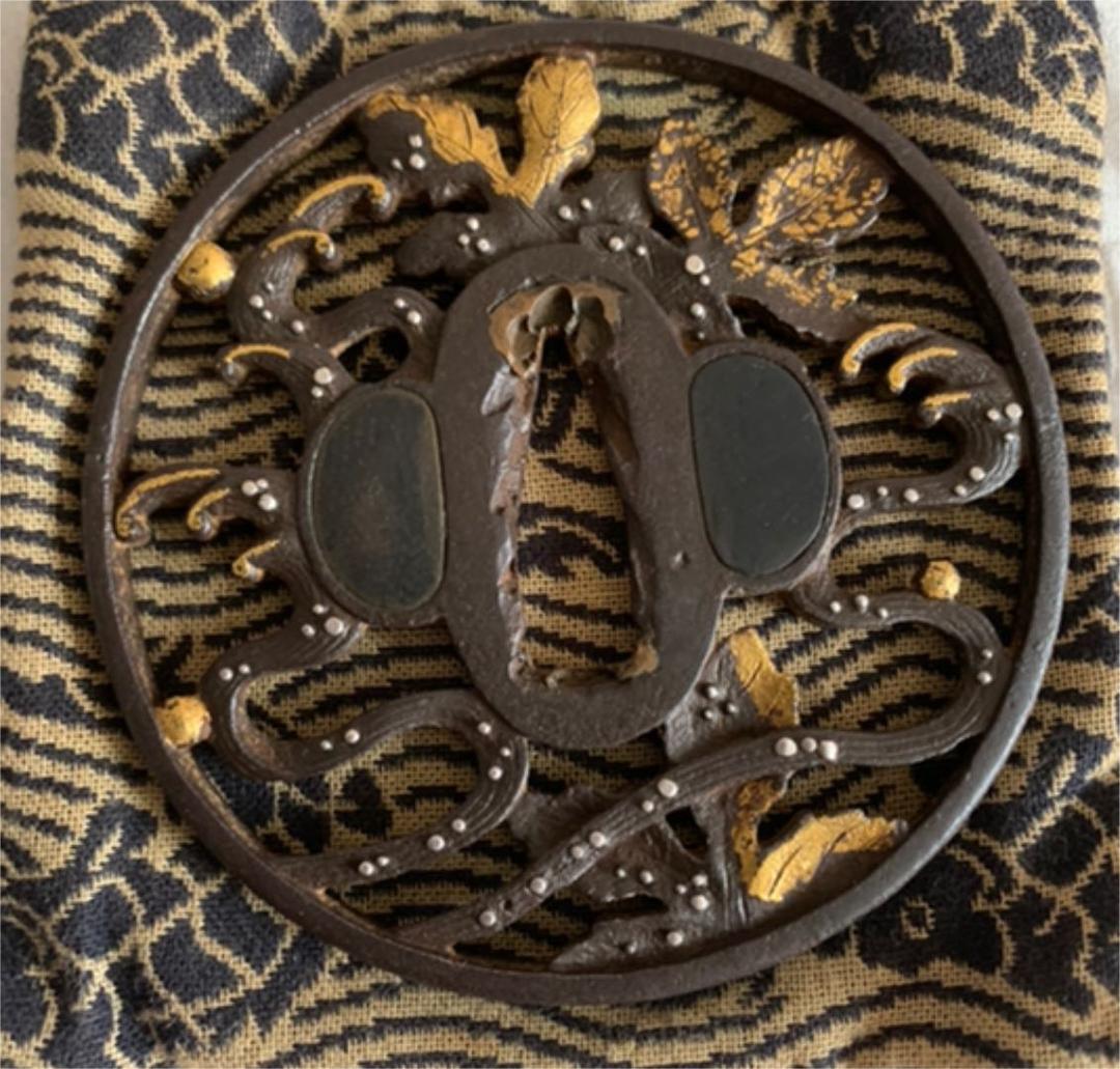 鍔　透かし鍔　竜田川