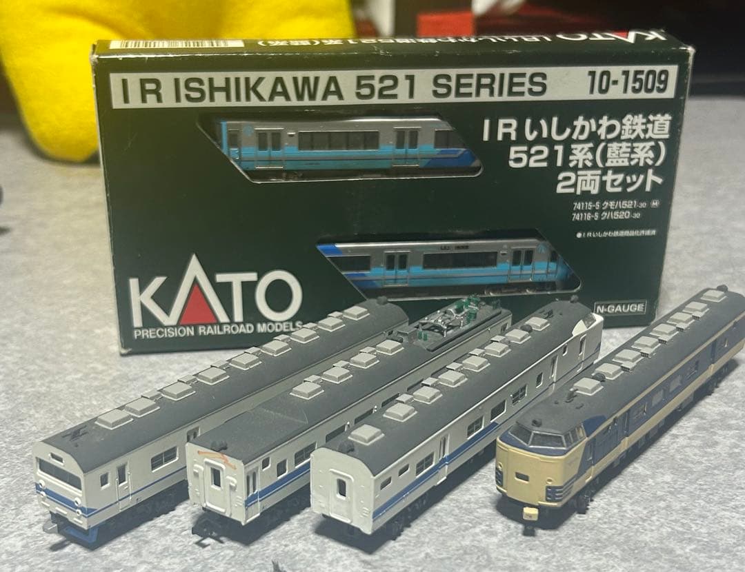 521系2次車（IRいしかわ鉄道）+おまけ419系 　　※Nゲージ