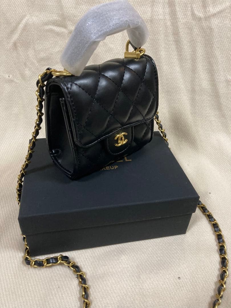 シャネル　ノベルティ　ショルダーバッグ　VIP