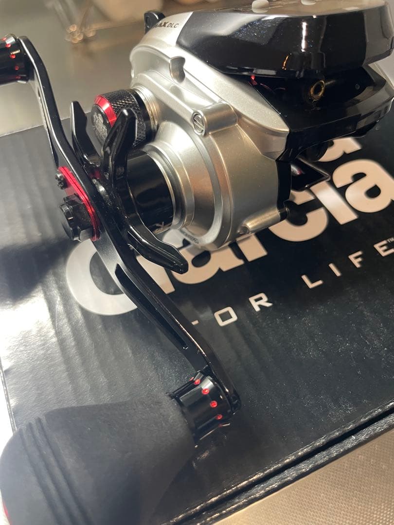 極美品　Abu Garcia MAX DLC ベイトリール