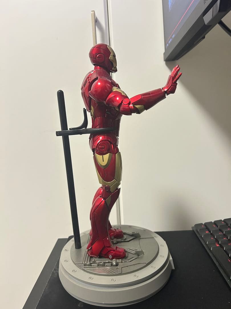 アイアンマン MARK III ダイキャスト フィギュア