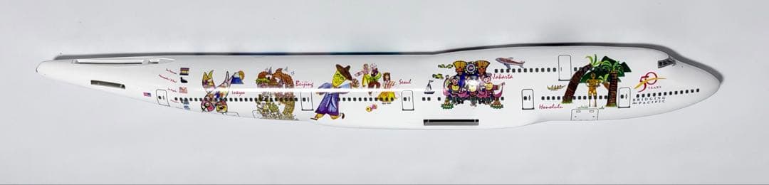 hogan 1/200 B747-400ノースウエスト航空 特別塗装　　　ギア付