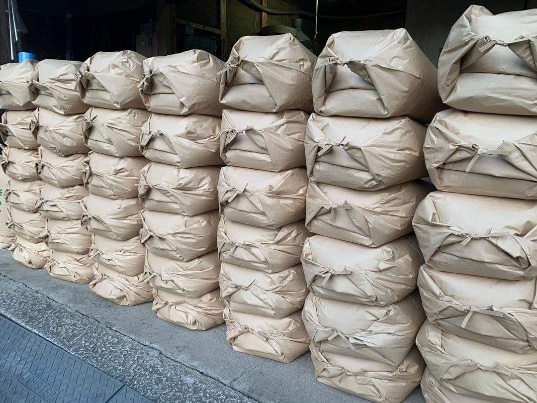 令和7年度産　ヒノヒカリ10kg(玄米)送料込　農家のお米