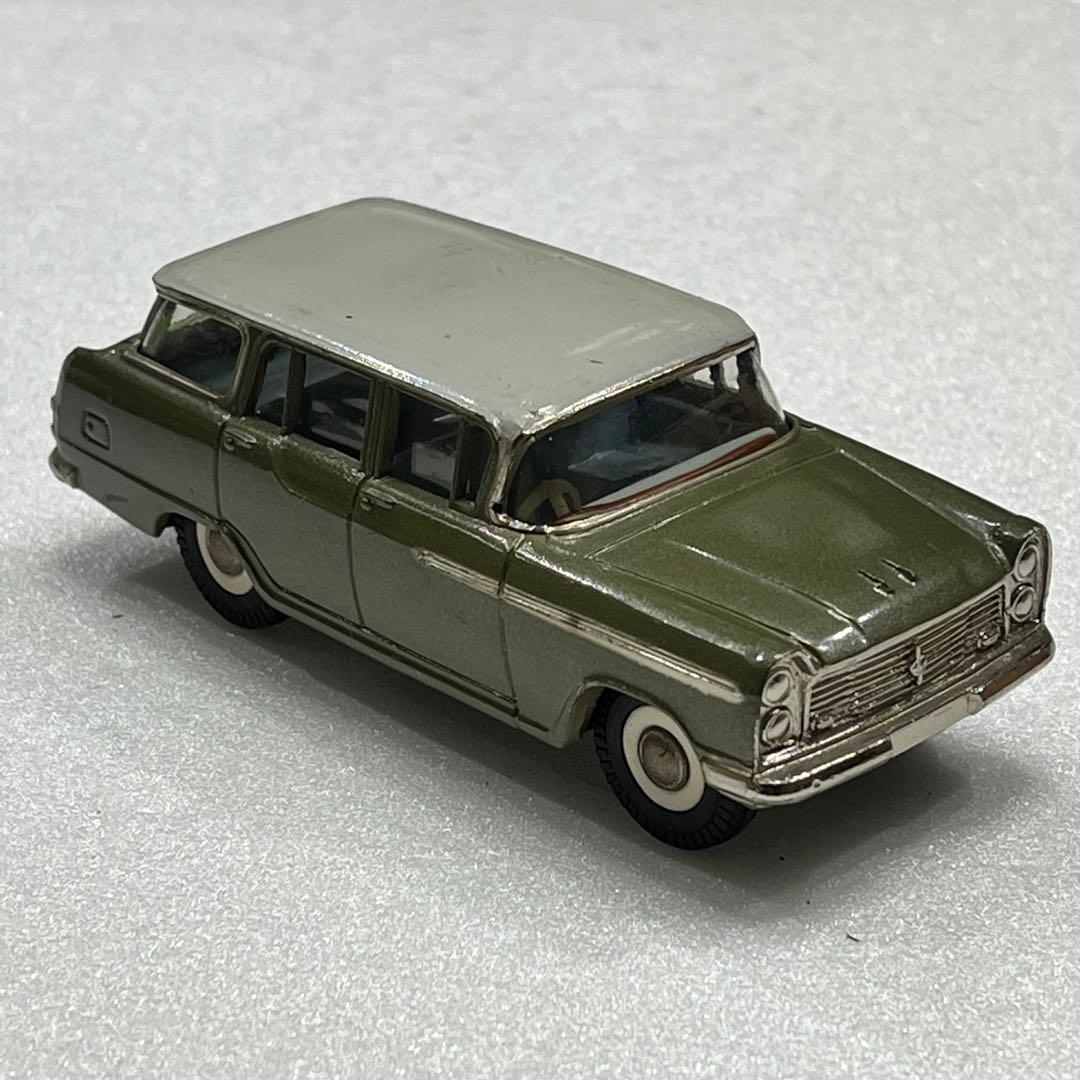 CHERYCA PHENIX TAISEYA ニッサン　セドリック　バン