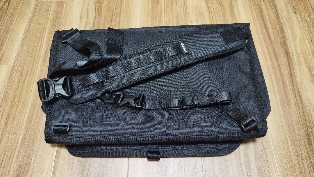 ワイルドシングス Wild Things メッセンジャーバッグ