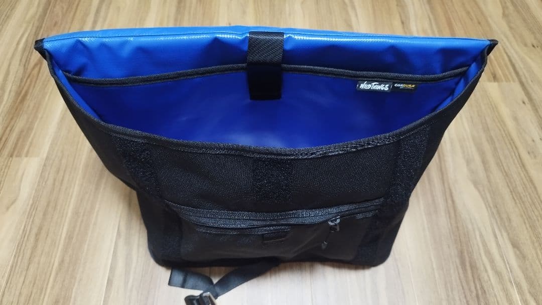 ワイルドシングス Wild Things メッセンジャーバッグ