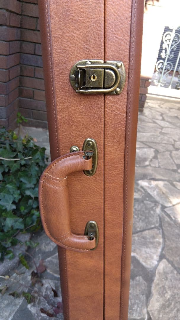 ビンテージマニアックス　ギブソンフライングＶ用ブラウン スリムケース