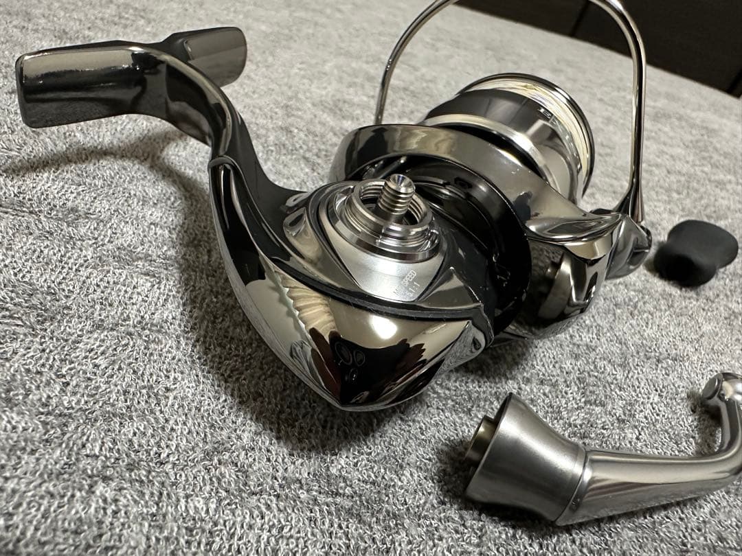 ★ダイワ★22 EXIST LT2500S★１回使用極美品★イグジスト