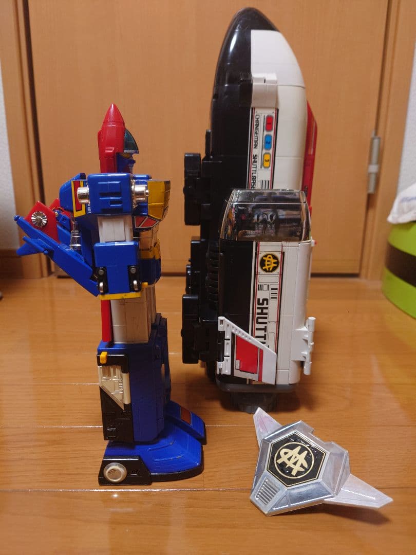 チェンジロボ　DX デラックス超合金　シャトルベース　ビッグスケール