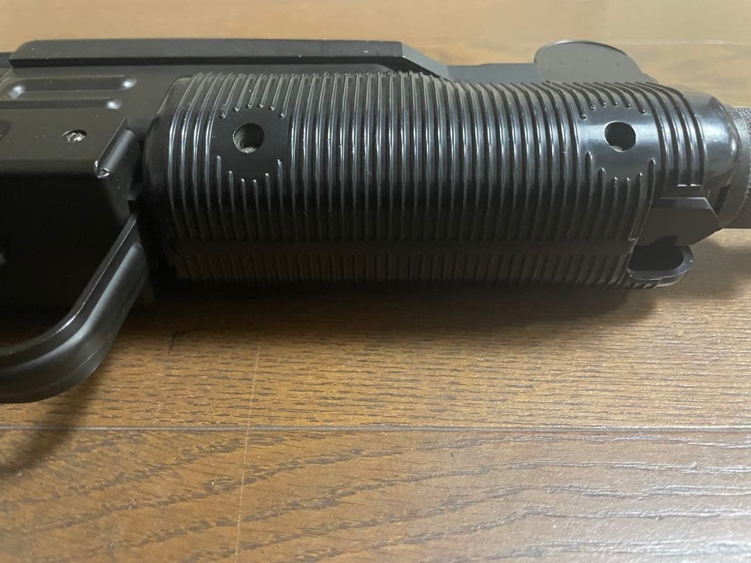 東京マルイ　UZI SMG 9mm x 19 電動エアガン