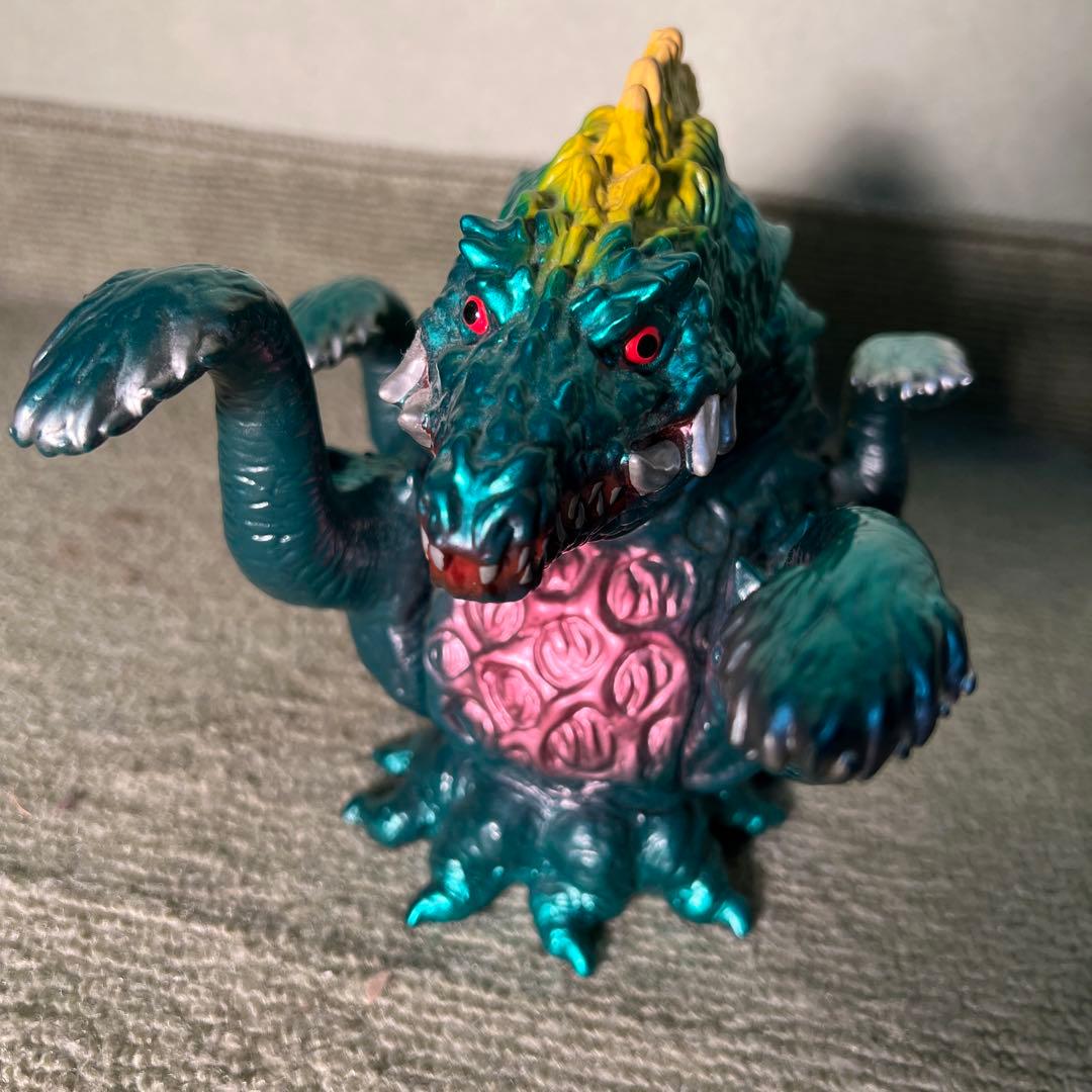 ファンクラブ限定「東宝怪獣ビオランテ」