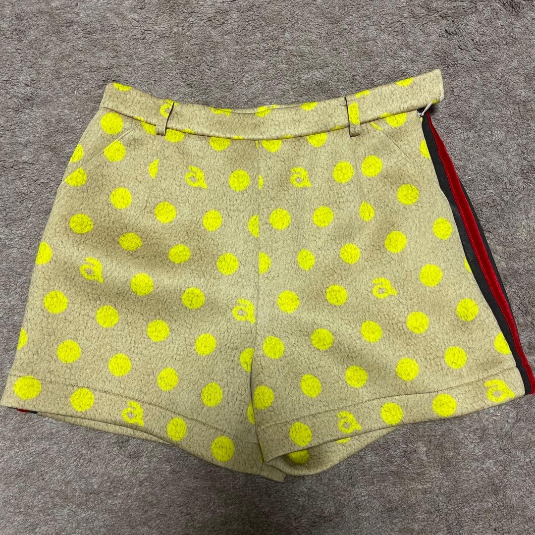 未使用品　archivioアルチビオ ショートパンツ　秋冬　40