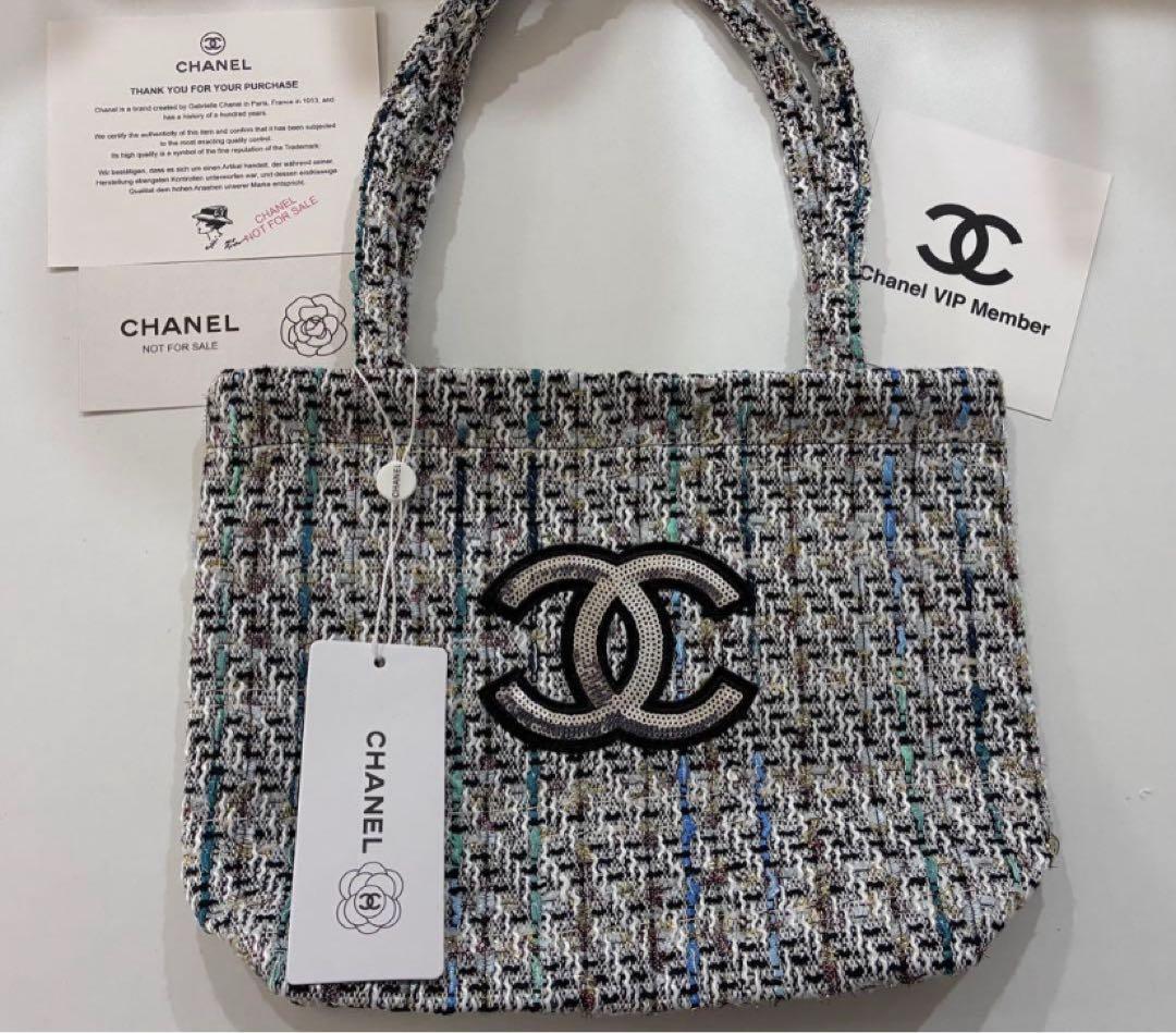 CHANEL トートバッグ　ハンドバッグ　シャネルノベルティ　ブルーラメ