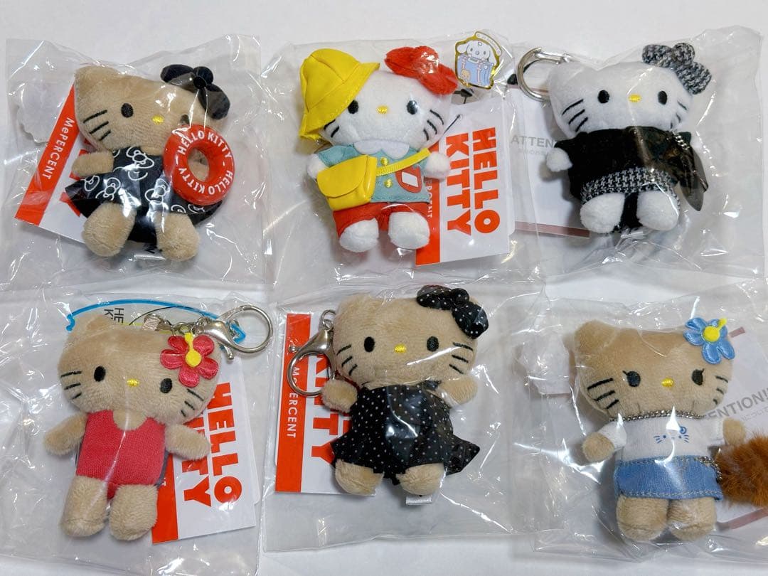新品　me %ローリーズファーム　ハローキティ　キーホルダー 幼稚園等6点セット