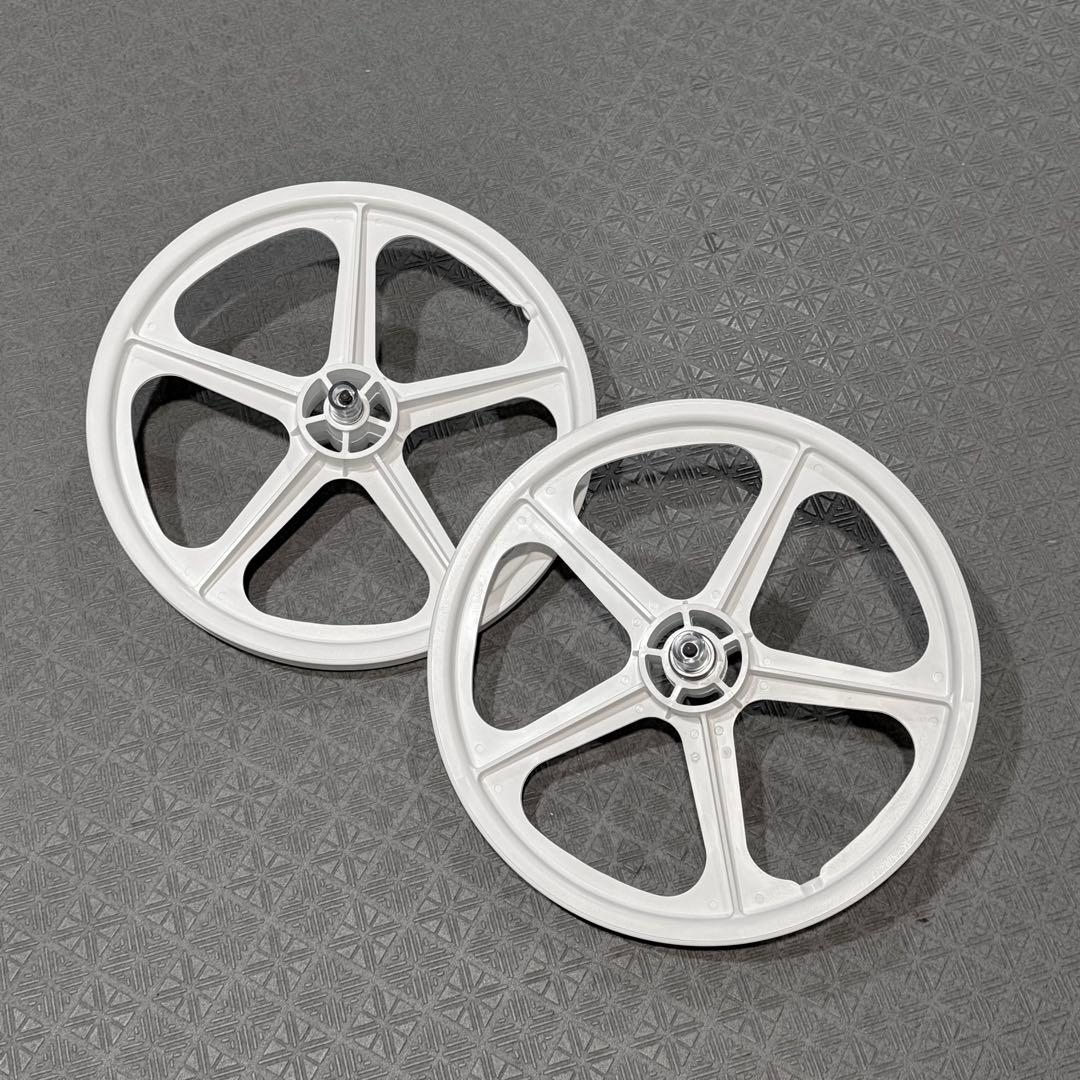 正規 新品 SKYWAY” TUFF WHEEL 2 WHITE 20