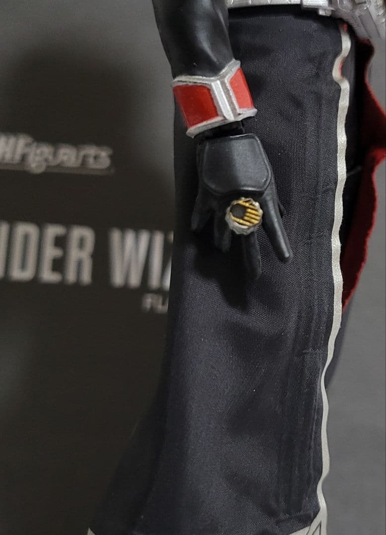 S.H.フィギュアーツ 真骨彫製法 仮面ライダーウィザード フレイムスタイル