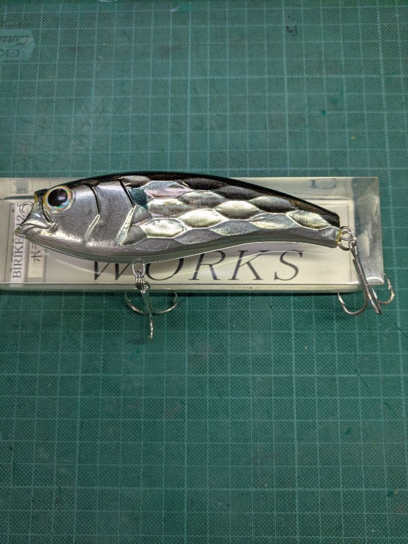 ミラクルワークスビリケン　ボラ　ウッドルアーBIRIKEN 12.5cm