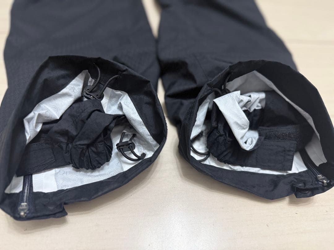 パーリーゲイツ◾️レインセットアップ◾️ブラック