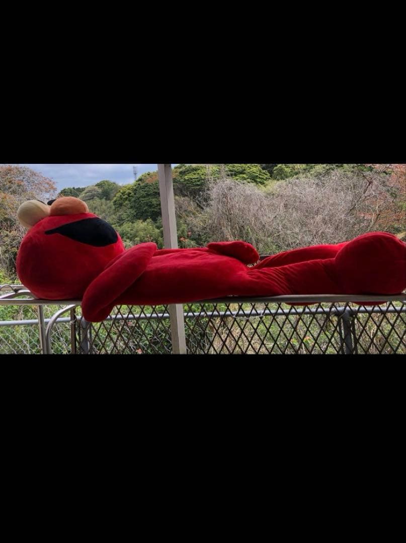 セサミストリート エルモ 超巨大　ぬいぐるみ