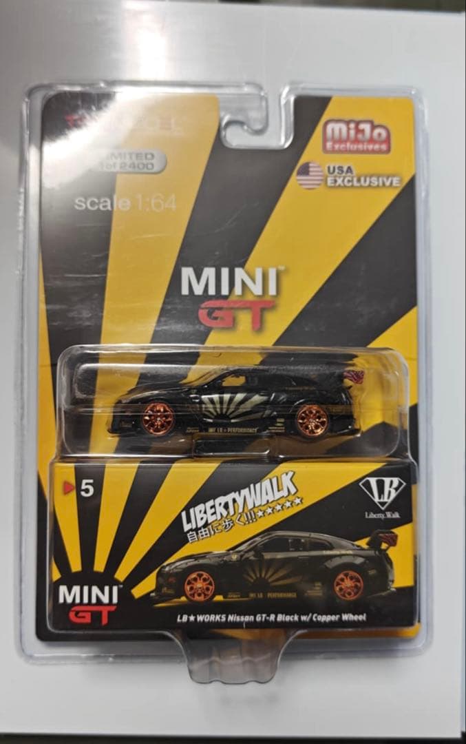 MINI-GT LIBERTYWALK LB Works アメリカ限定