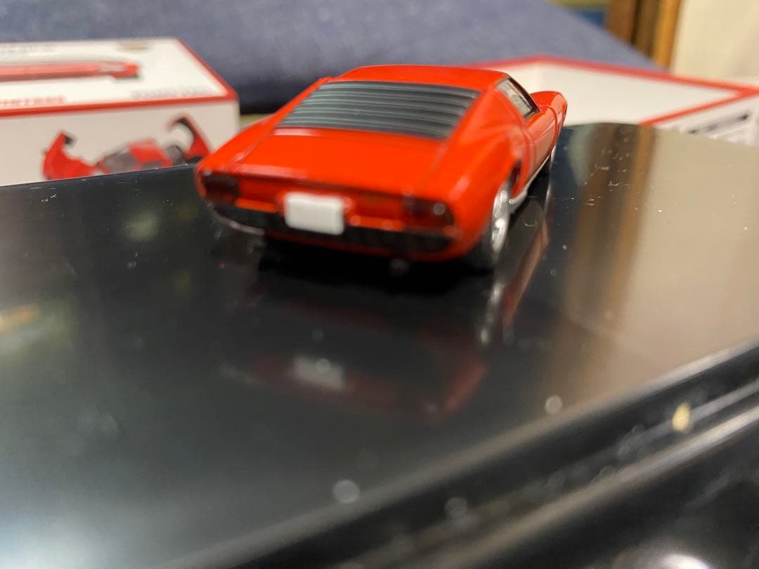 1/64 トミーテック ランボルギーニミウラ P400 レッド+フィギュア