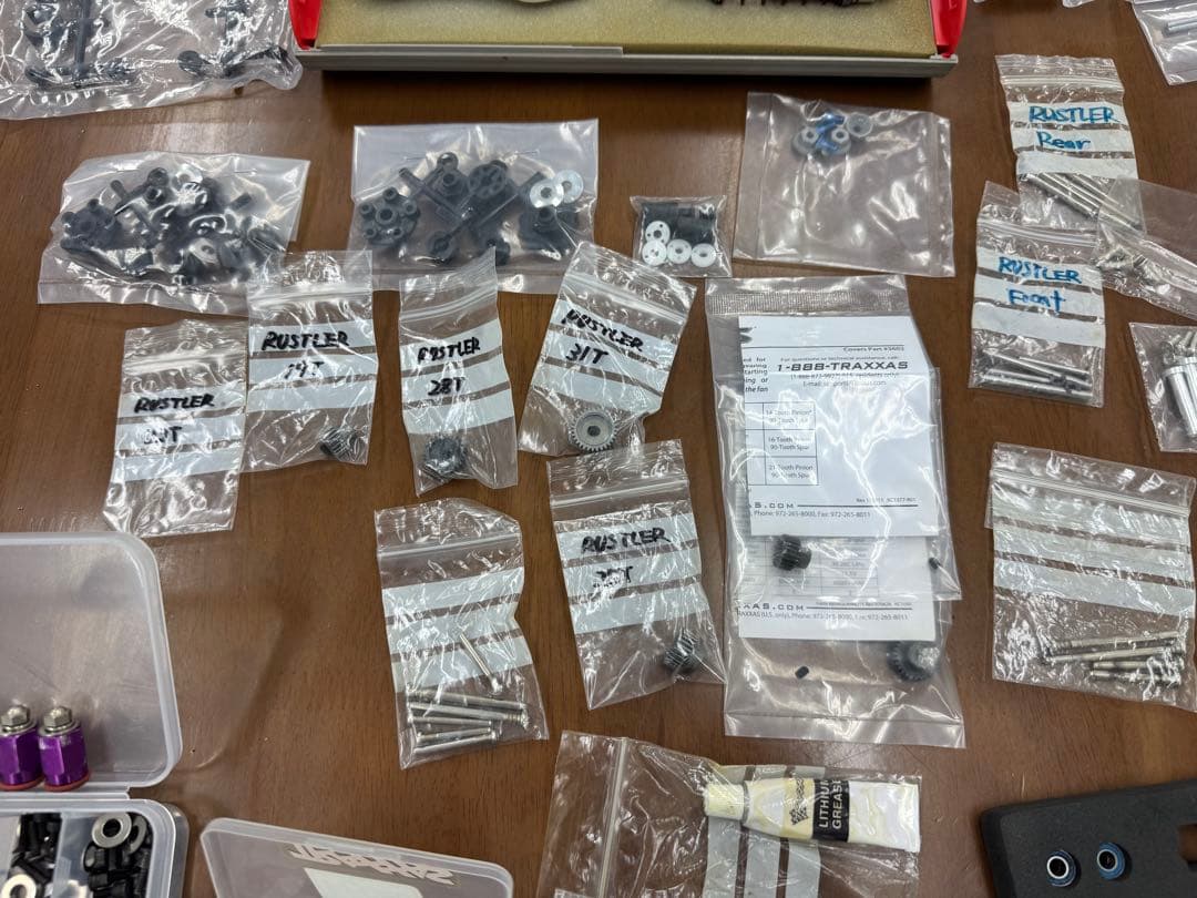 traxxasトラクサスRUSTLERvxlブラシレス2台パーツ多数アルミパーツ