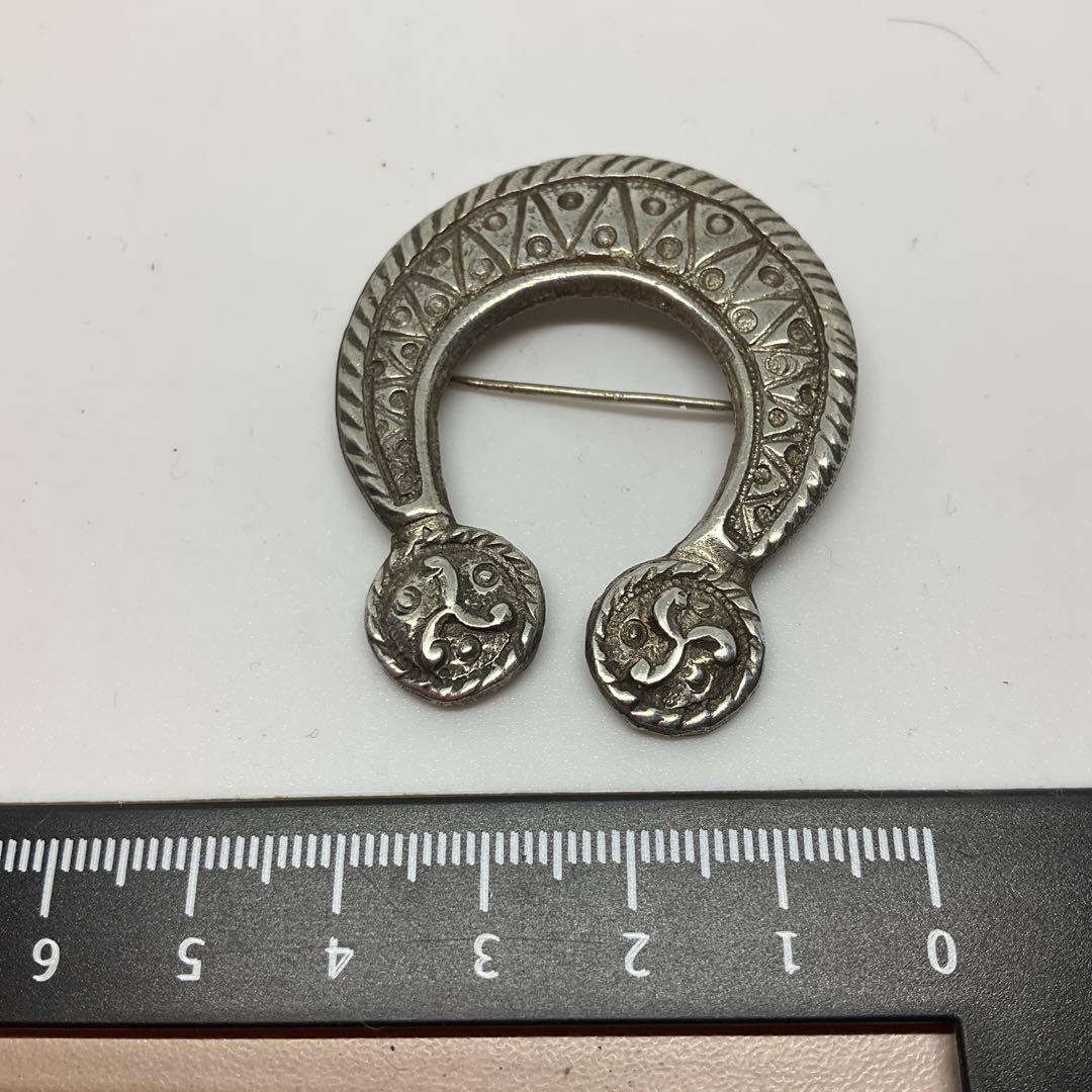 英国製　ビンテージブローチ　馬の蹄鉄　（18）