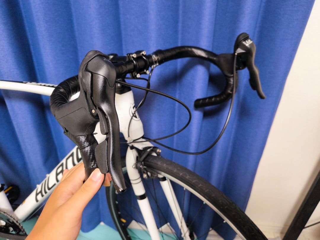 【美品】HILAND ロードバイク 700c ホワイト Lサイズ 2×7